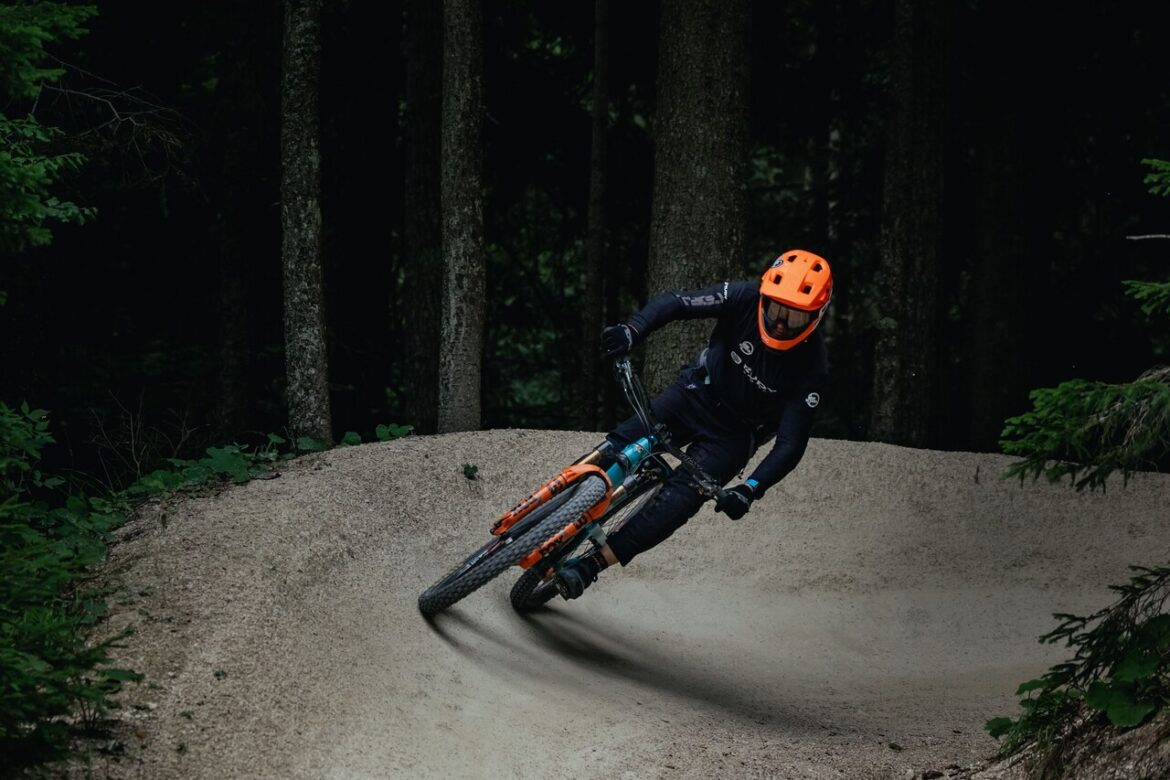 szkolenie enduro w Austrii w dwóch bike parkach